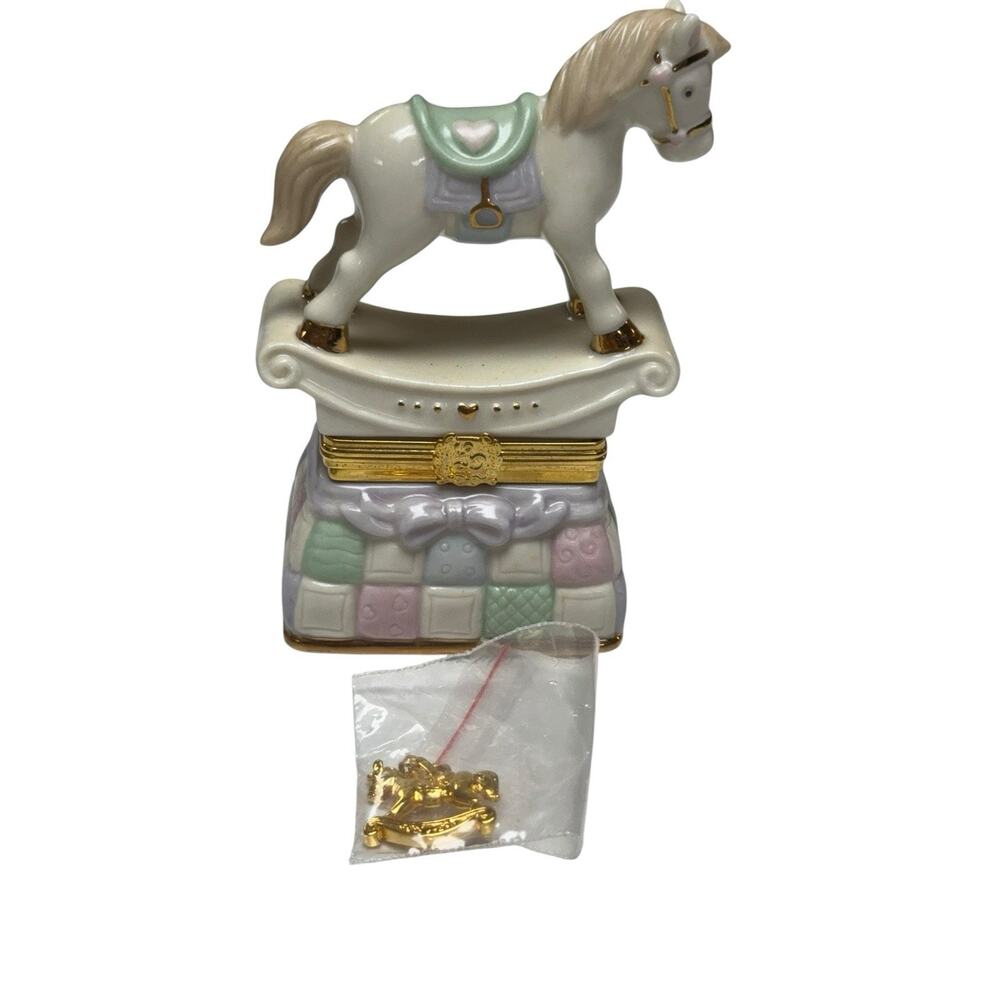 Lenox Treasures Rocking Horse Trinket Box‎ Porcelain Keepsake w/ Charm Gold